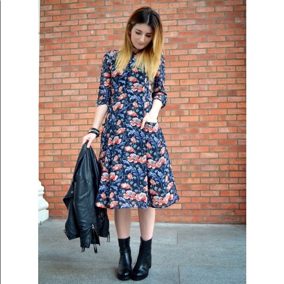 Zara Dresses & Skirts - 💕SOLD💕Blue Floral Zara Dress
